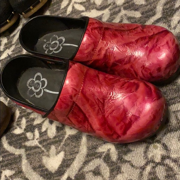 Sanita Shoes - Don’t need